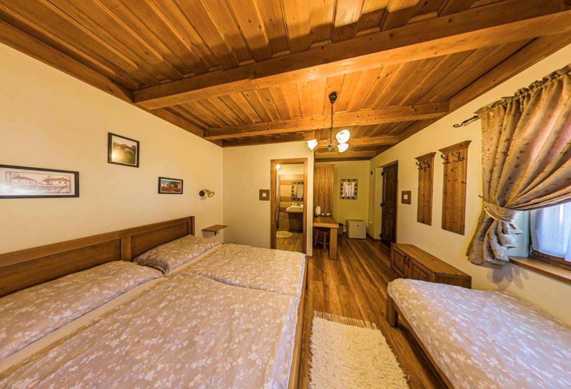 Toth Vendeghaz Es Apartmanhaz Ujfeherto Exterior foto
