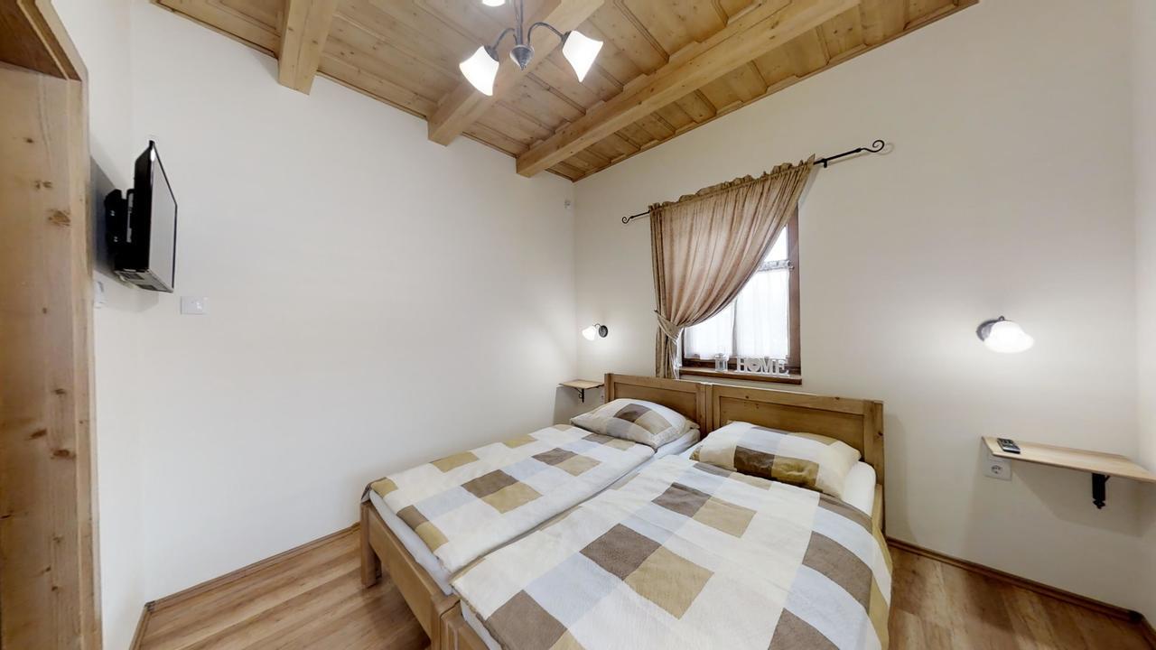 Toth Vendeghaz Es Apartmanhaz Ujfeherto Exterior foto