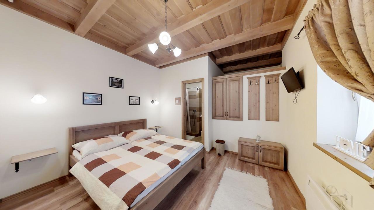 Toth Vendeghaz Es Apartmanhaz Ujfeherto Exterior foto